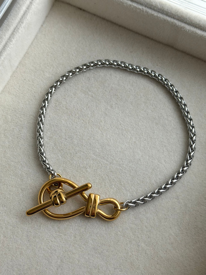 PULSERA BROCHE NUDO