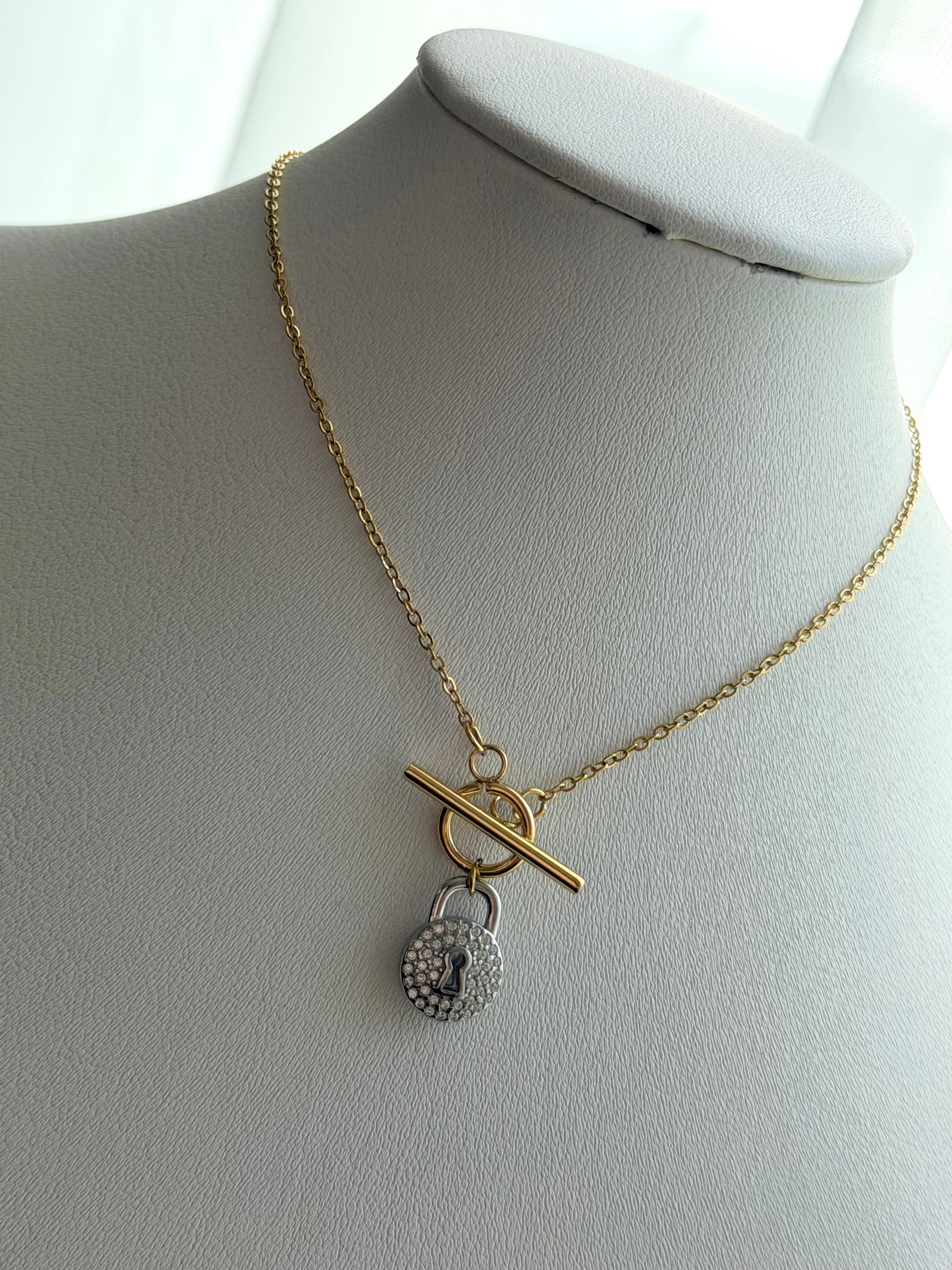COLLAR CANDADO REDONDO