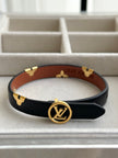 PULSERA CON PLACA LV