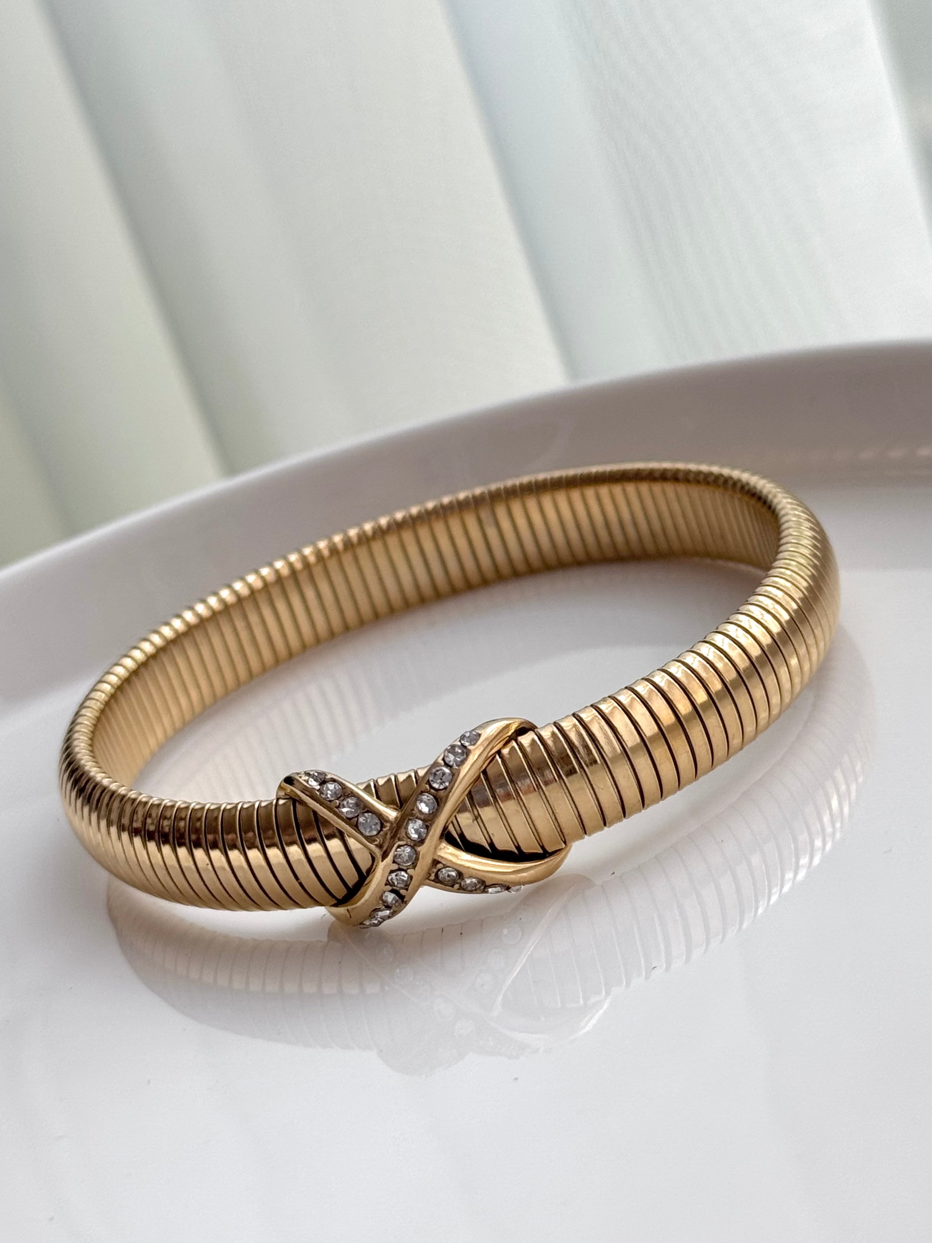 PULSERA MEDIANA CRUZ CON CRISTALES
