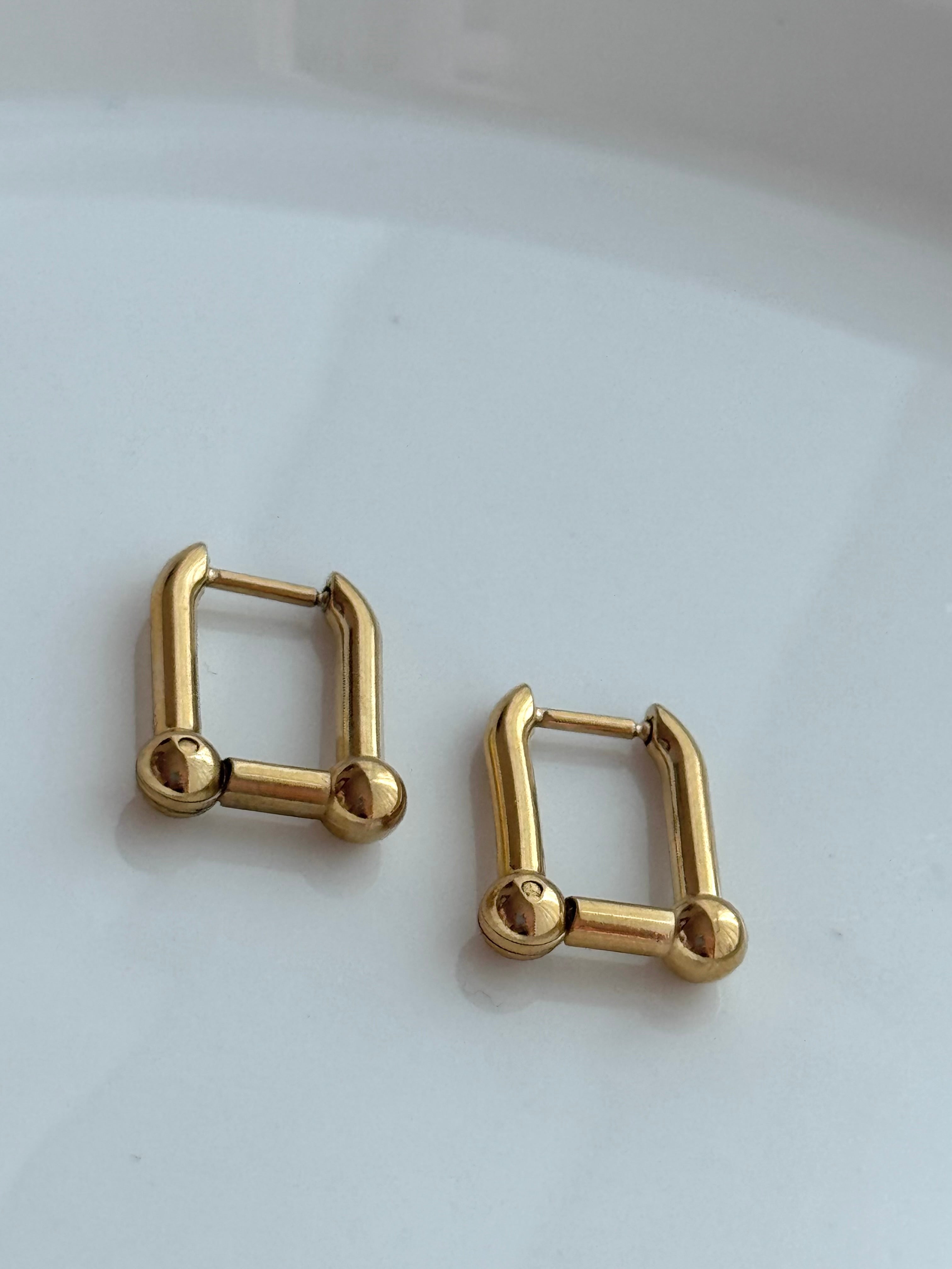 ARETE ESLABÓN DORADO