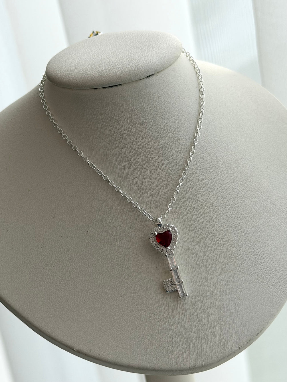COLLAR LLAVE CORAZON