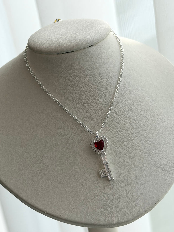 COLLAR LLAVE CORAZON