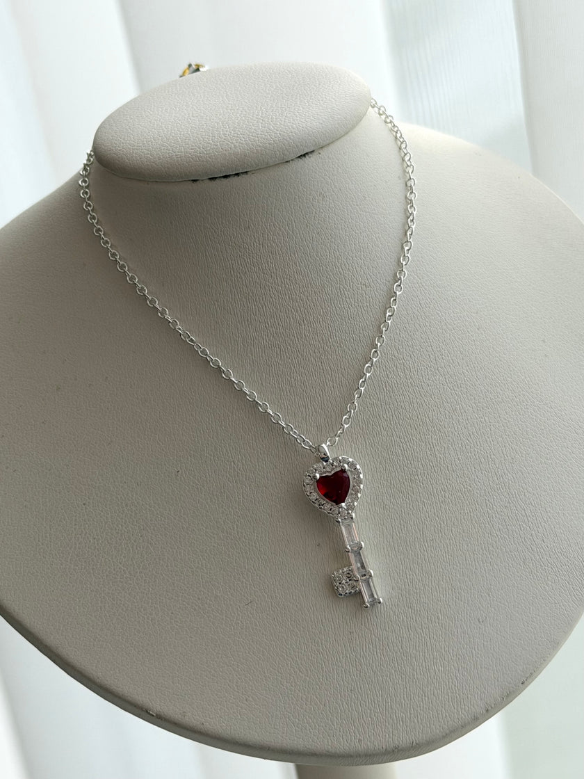 COLLAR LLAVE CORAZON
