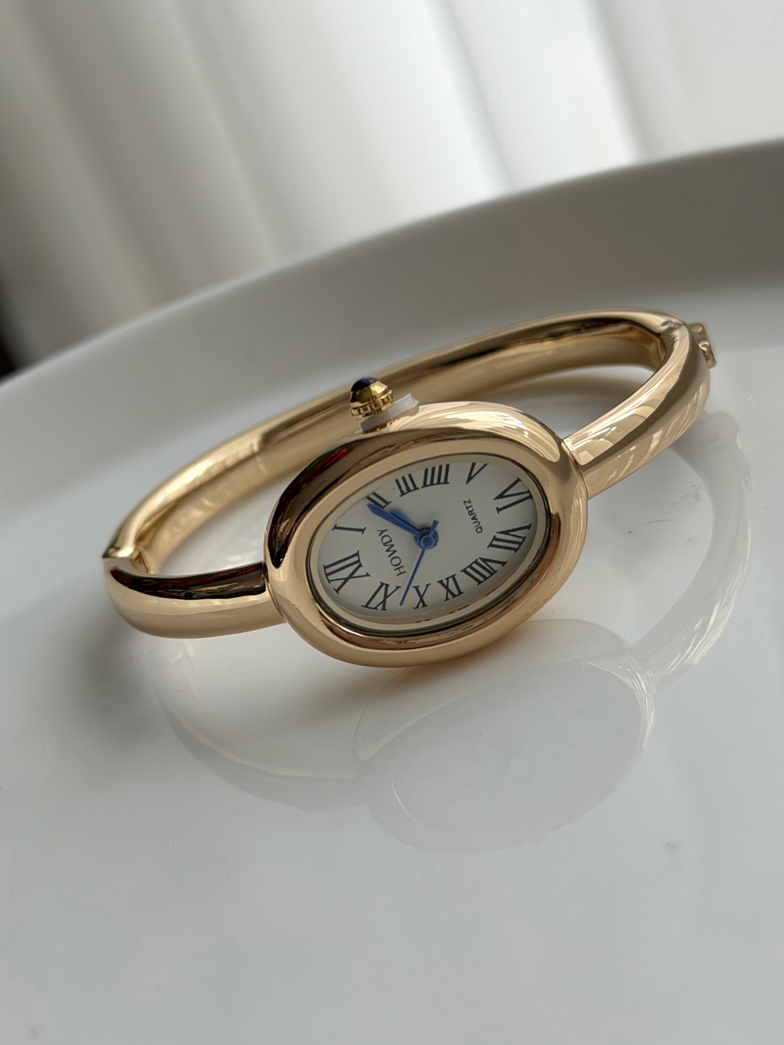 RELOJ TIPO PULSERA