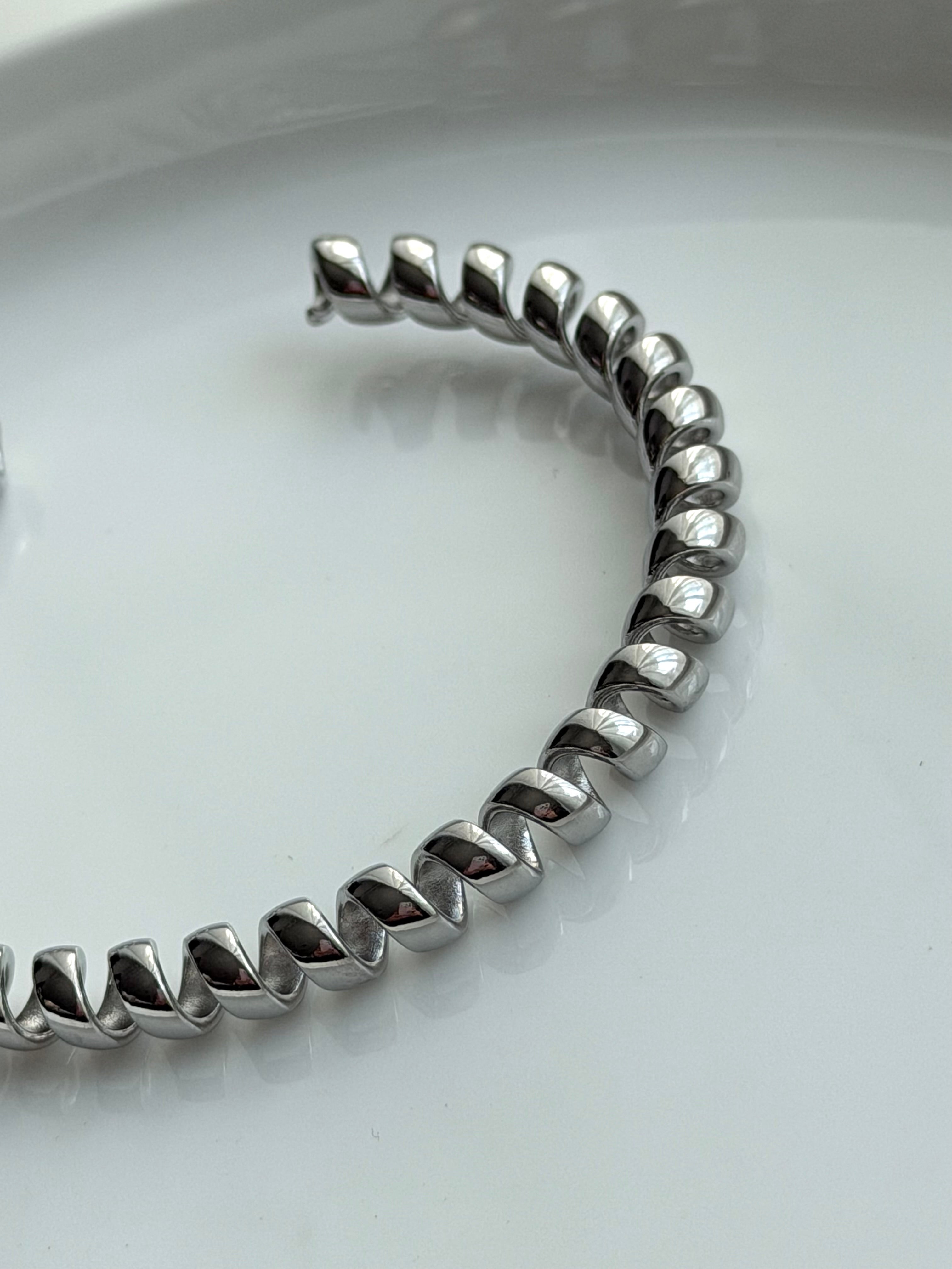 BRAZALETE ABIERTO ESPIRAL