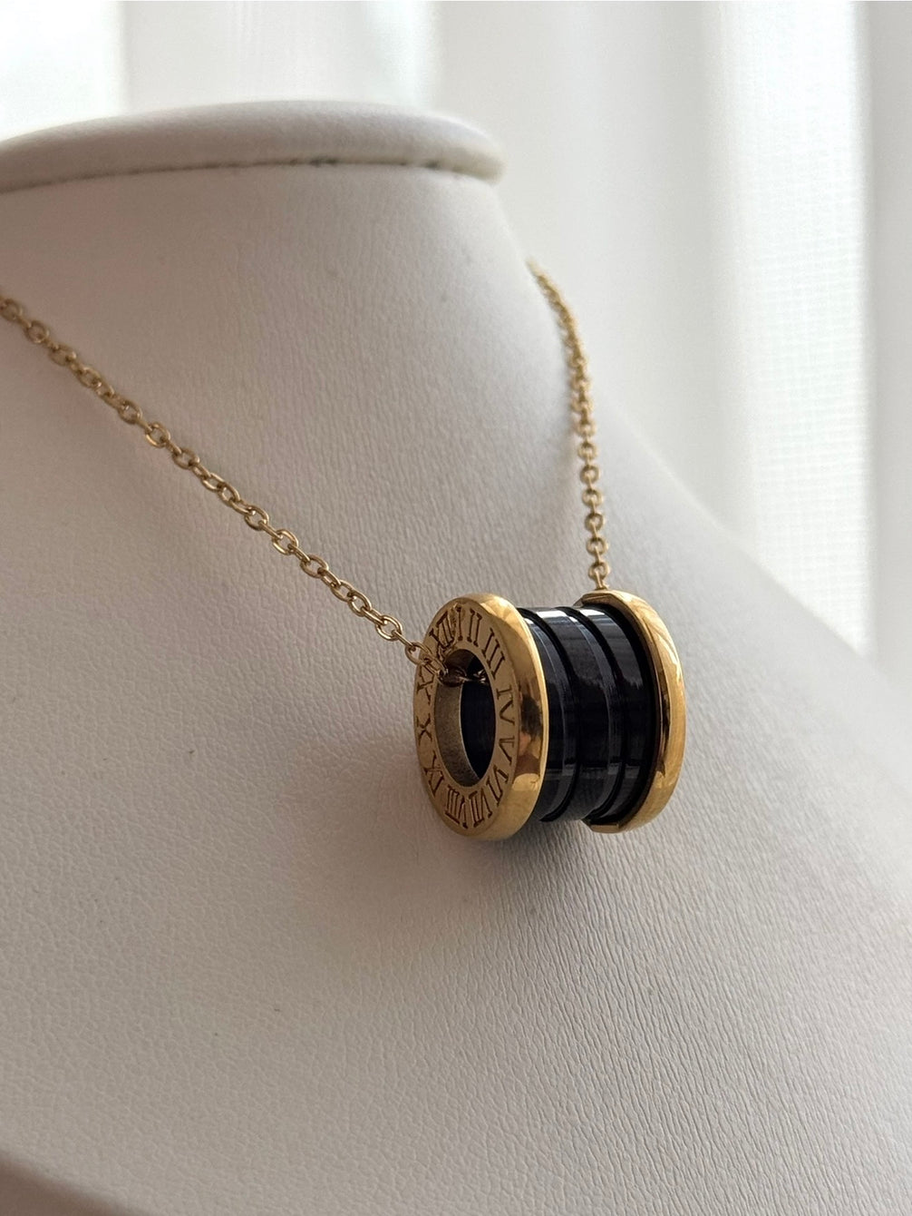 COLLAR DIJE RESORTE