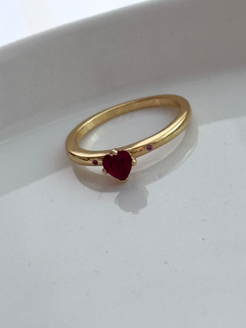 ANILLO CORAZÓN ROJO