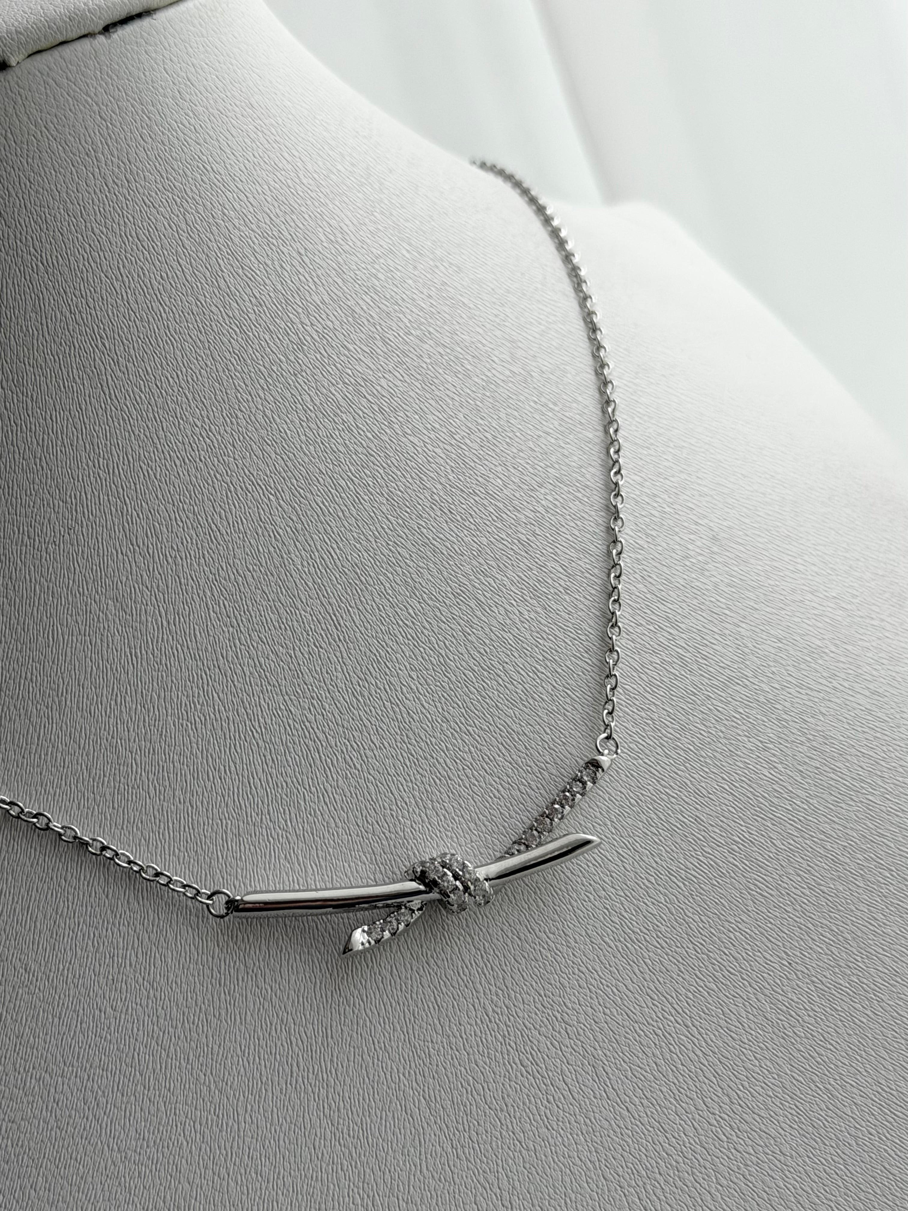 COLLAR NUDO LARGO