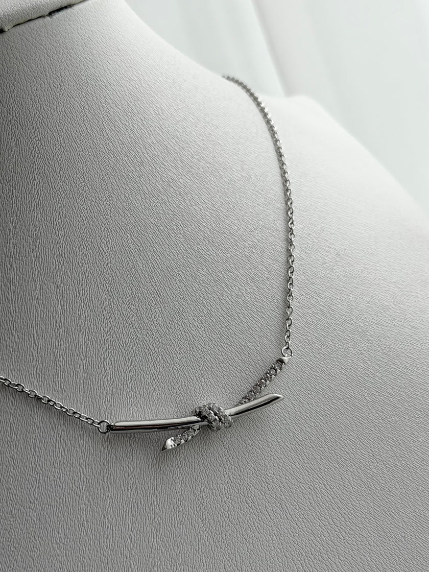 COLLAR NUDO LARGO