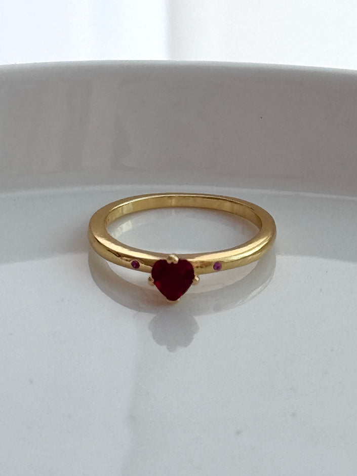 ANILLO CORAZÓN ROJO