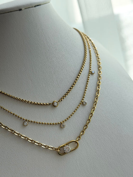 COLLAR TRIPLE CADENA