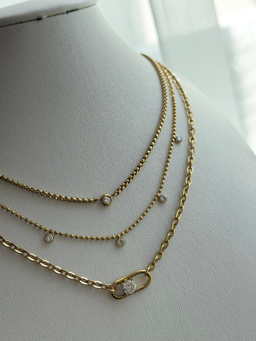 COLLAR TRIPLE CADENA