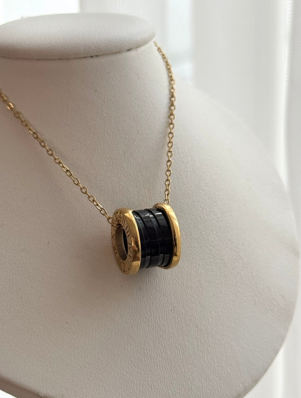 COLLAR DIJE RESORTE