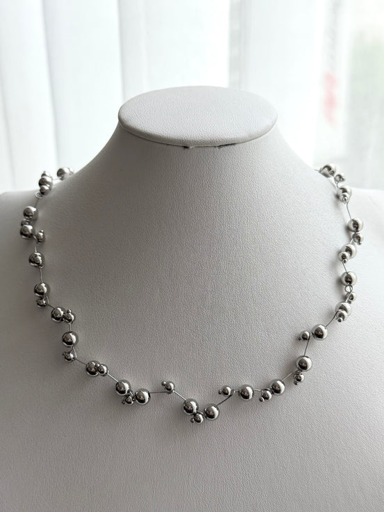COLLAR BOLITAS