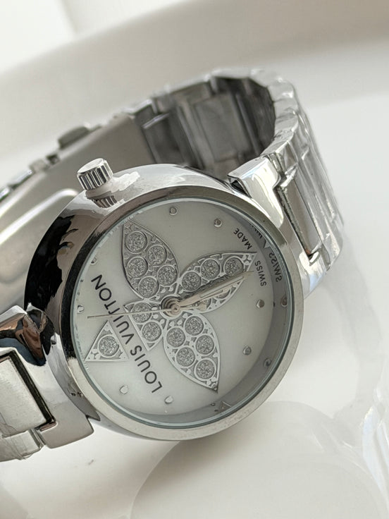 RELOJ LV