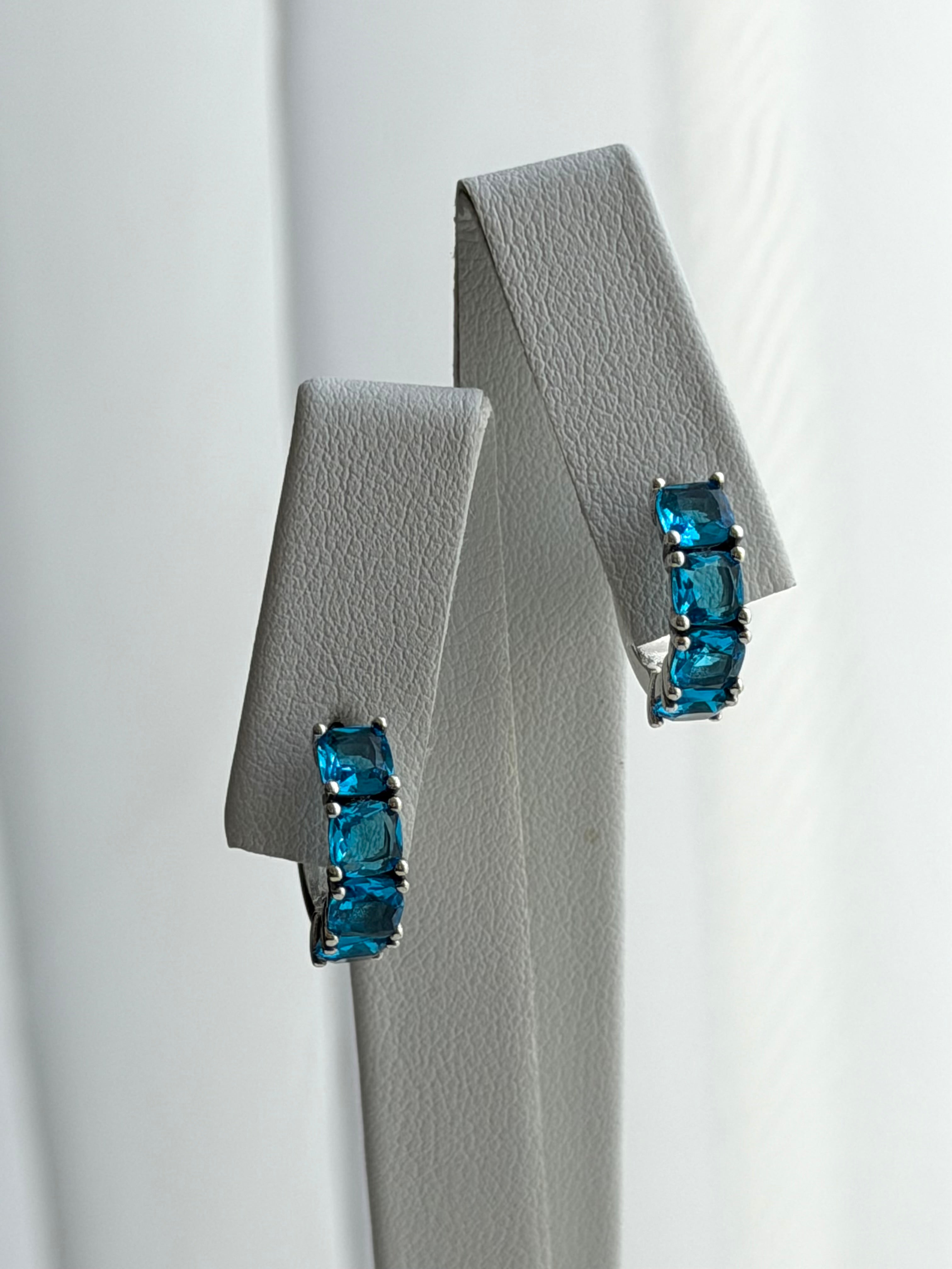 ARRACADA CRISTAL AZUL