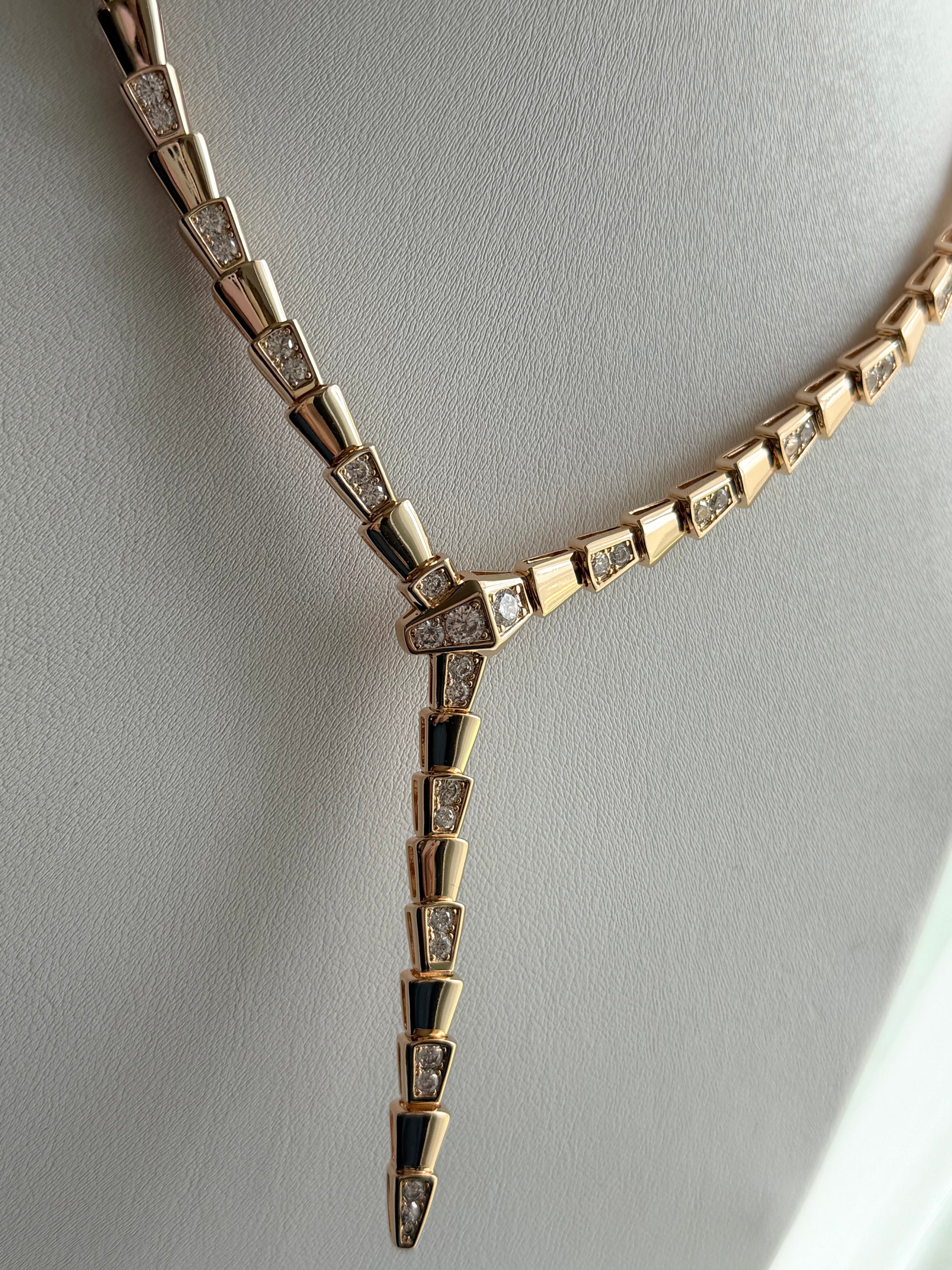 GARGANTILLA SERPENTÍN