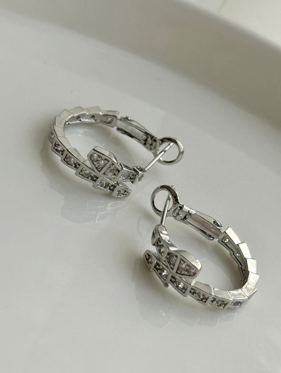 ARRACADA SERPIENTE CON CRISTAL