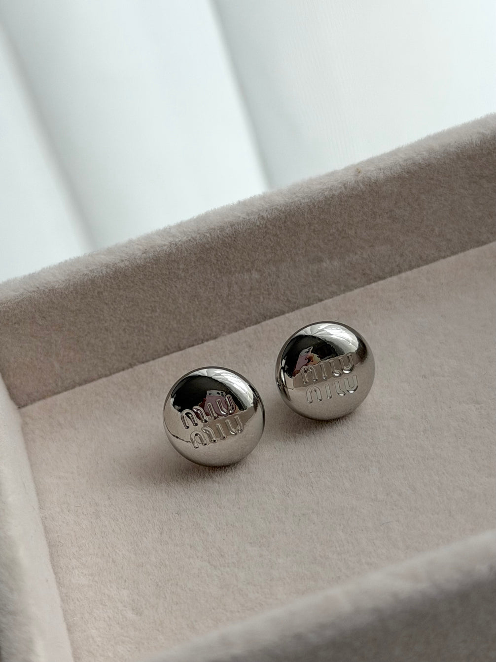 ARETE MIU