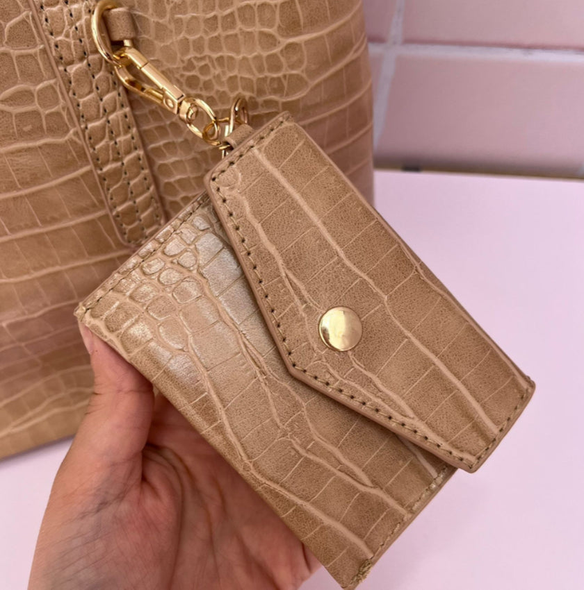 BOLSA BEBE AUBREY CROCO NUDE